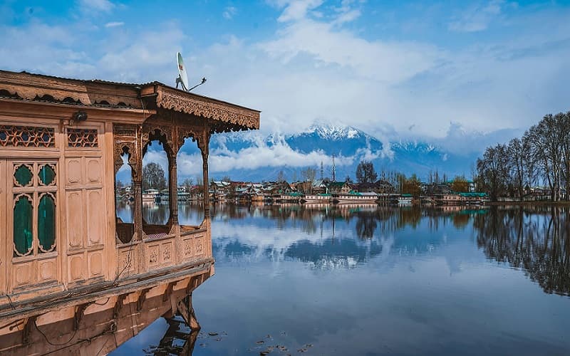 Shikaras on Dal Lake, Srinagar with houseboats in the background